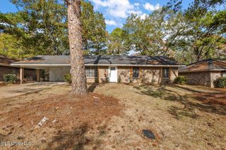 640 Tifton Dr, Jackson, MS 39212