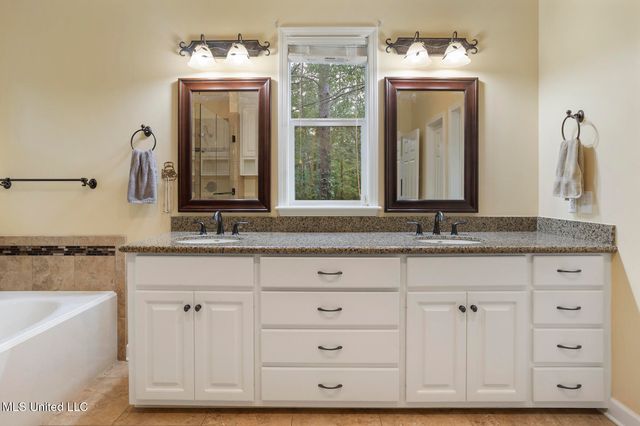 1629 Kimbell Road, Terry, MS 39170