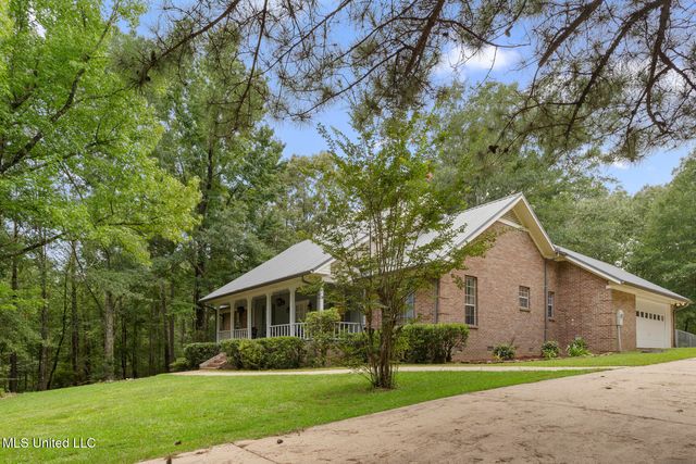 1629 Kimbell Road, Terry, MS 39170