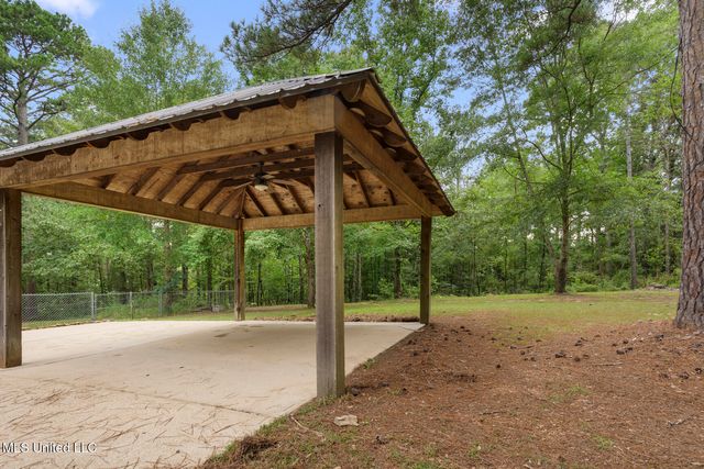1629 Kimbell Road, Terry, MS 39170