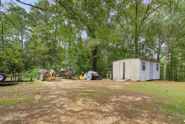 1629 Kimbell Road, Terry, MS 39170