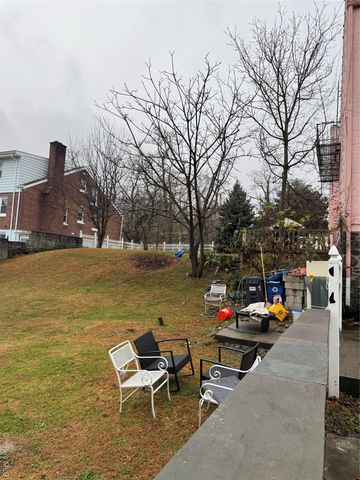 208 Tompkins Avenue, Yonkers, NY 10703