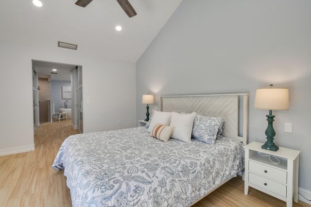 137 Harbourside Circle, Jupiter, FL 33477