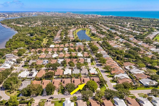 137 Harbourside Circle, Jupiter, FL 33477