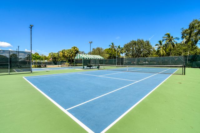 137 Harbourside Circle, Jupiter, FL 33477