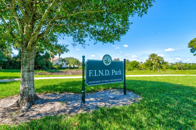 137 Harbourside Circle, Jupiter, FL 33477
