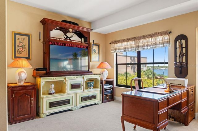 606 BELLA LOOP 2, Dunedin, FL 34698