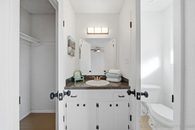 1010 N 3rd Street, Jenks, OK 74037