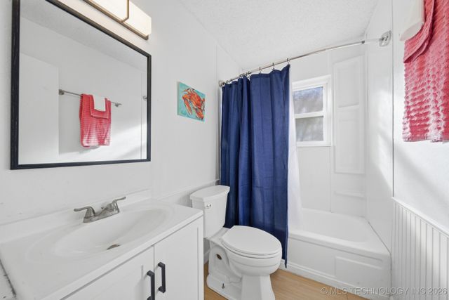 1010 N 3rd Street, Jenks, OK 74037