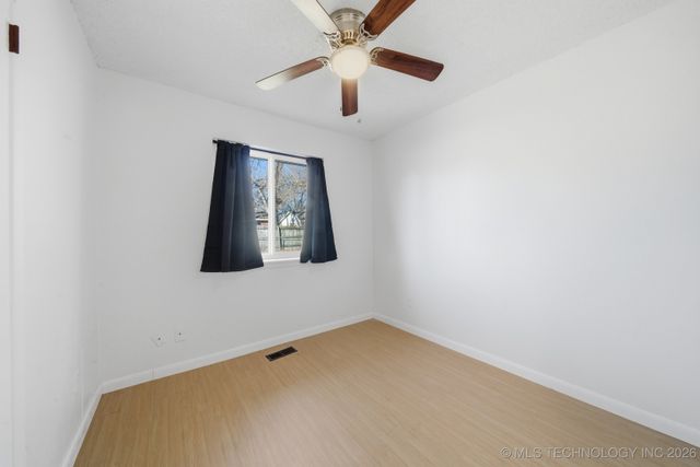 1010 N 3rd Street, Jenks, OK 74037