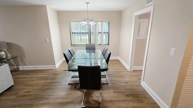 225 SE 10th Street D3, Deerfield Beach, FL 33441