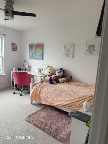 129 Manhattan Avenue, Bayville, NJ 08721