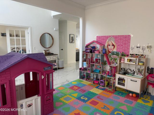 129 Manhattan Avenue, Bayville, NJ 08721