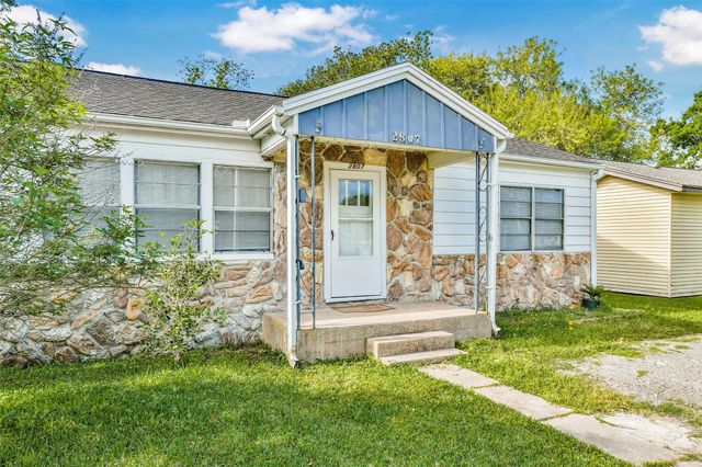 2807 Fannin Street, La Marque, TX 77568