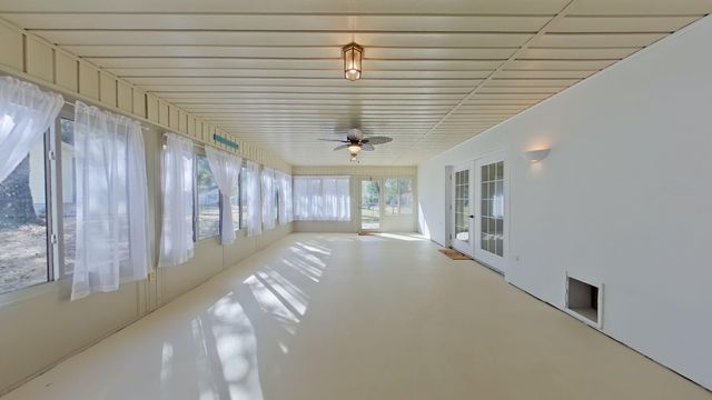 3606 Airport Road, Crestview, FL 32539