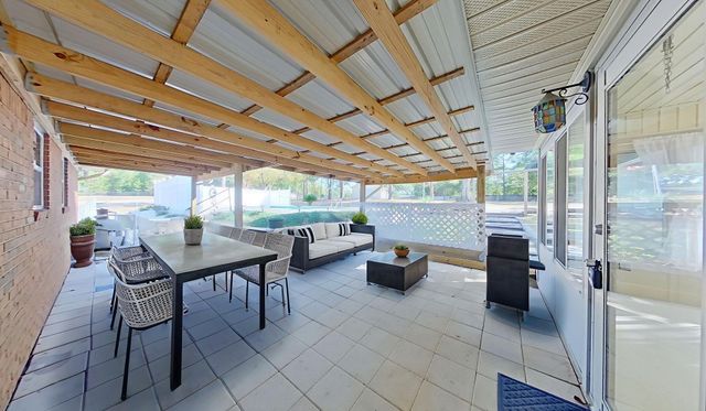 3606 Airport Road, Crestview, FL 32539