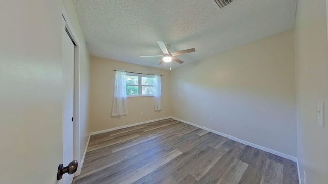 3606 Airport Road, Crestview, FL 32539