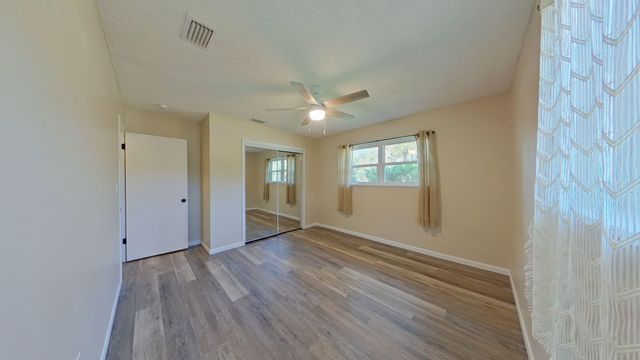 3606 Airport Road, Crestview, FL 32539