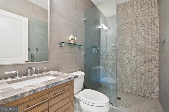 9413 BROOKE DR, Bethesda, MD 20817