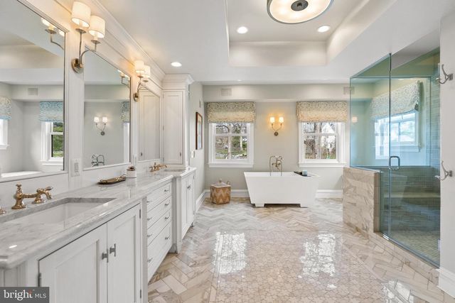 9413 BROOKE DR, Bethesda, MD 20817