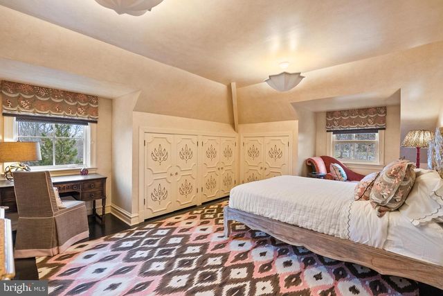 9413 BROOKE DR, Bethesda, MD 20817