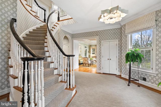 9413 BROOKE DR, Bethesda, MD 20817