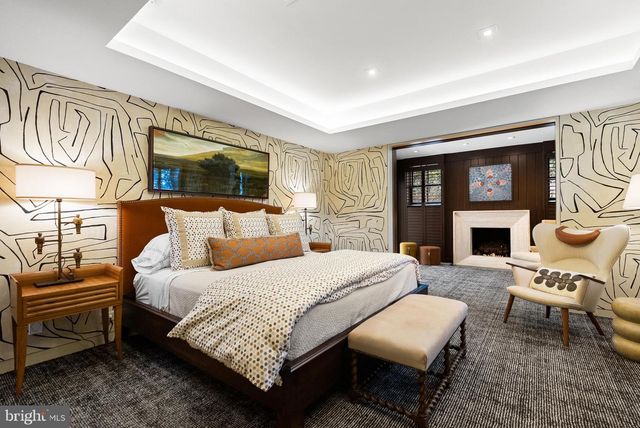 9413 BROOKE DR, Bethesda, MD 20817