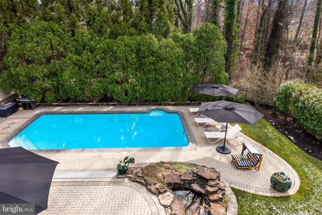 9413 BROOKE DR, Bethesda, MD 20817