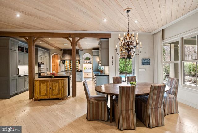 9413 BROOKE DR, Bethesda, MD 20817