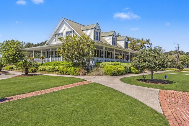 105 Elena Court, Summerville, SC 29485