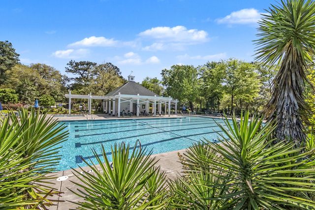 105 Elena Court, Summerville, SC 29485