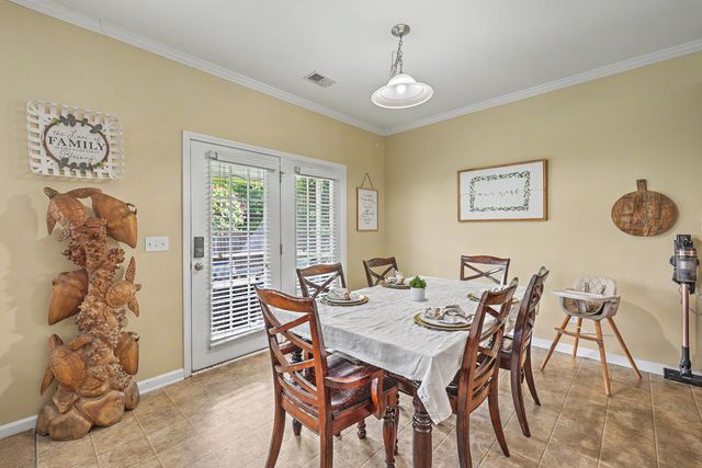 105 Elena Court, Summerville, SC 29485