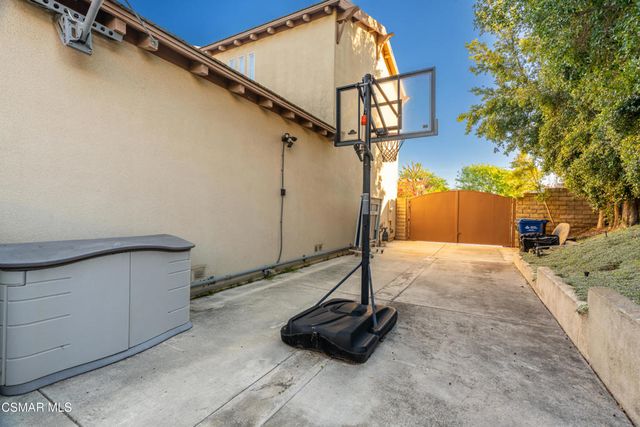 5043 Via Andrea, Newbury Park, CA 91320