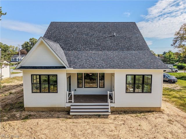 1099 Wadsworth Road, Medina, OH 44256