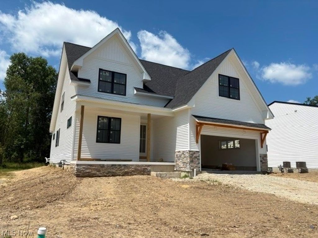 1099 Wadsworth Road, Medina, OH 44256