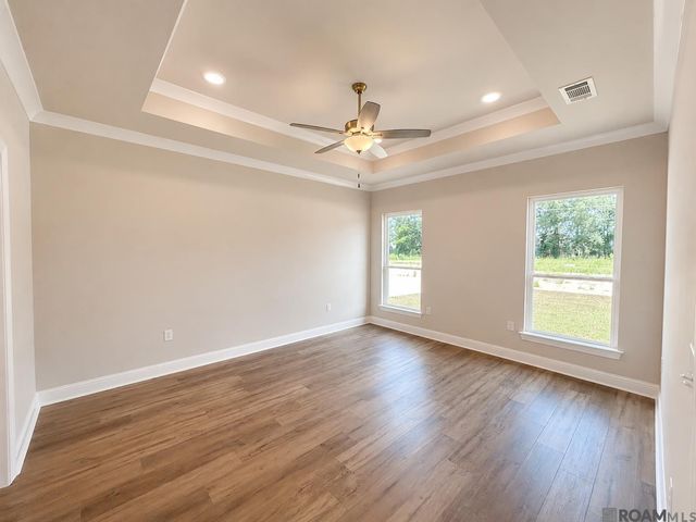 10455 Eastlake Drive, Denham Springs, LA 70726