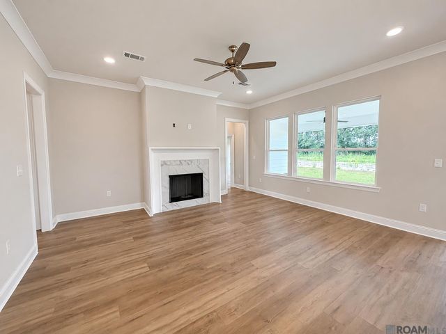 10455 Eastlake Drive, Denham Springs, LA 70726