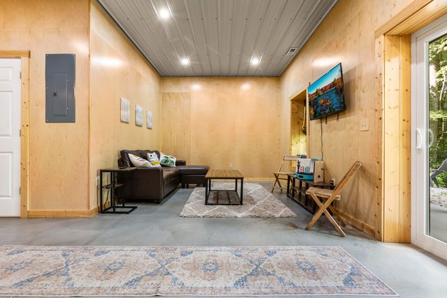 881 Booth Ridge Road, Rogers, KY 41365