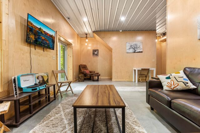 881 Booth Ridge Road, Rogers, KY 41365