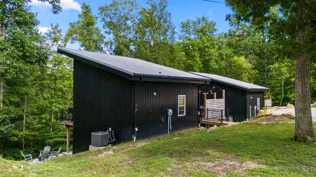 881 Booth Ridge Road, Rogers, KY 41365