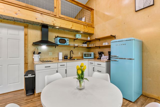 881 Booth Ridge Road, Rogers, KY 41365