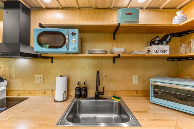 881 Booth Ridge Road, Rogers, KY 41365