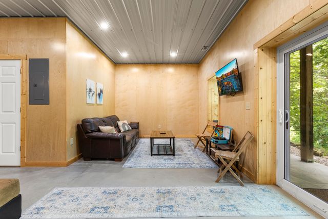 881 Booth Ridge Road, Rogers, KY 41365