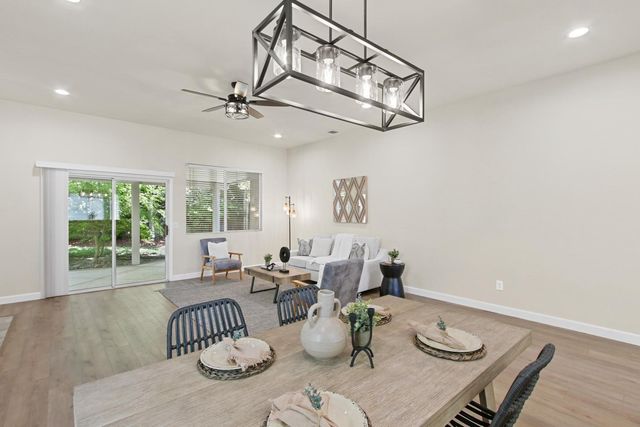 5433 Pearlstone Dr, Antelope, CA 95843