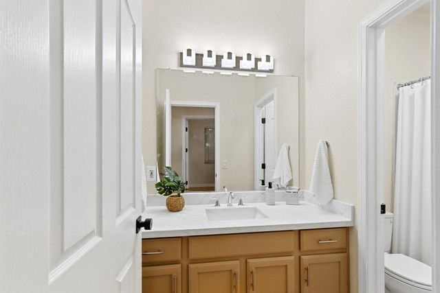 5433 Pearlstone Dr, Antelope, CA 95843