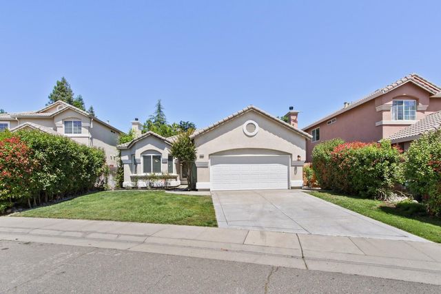 5433 Pearlstone Dr, Antelope, CA 95843