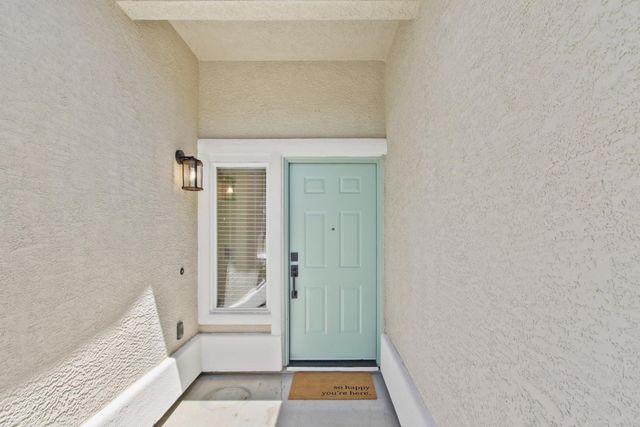 5433 Pearlstone Dr, Antelope, CA 95843