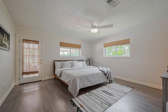 9526 Sandy Lane, Manvel, TX 77578