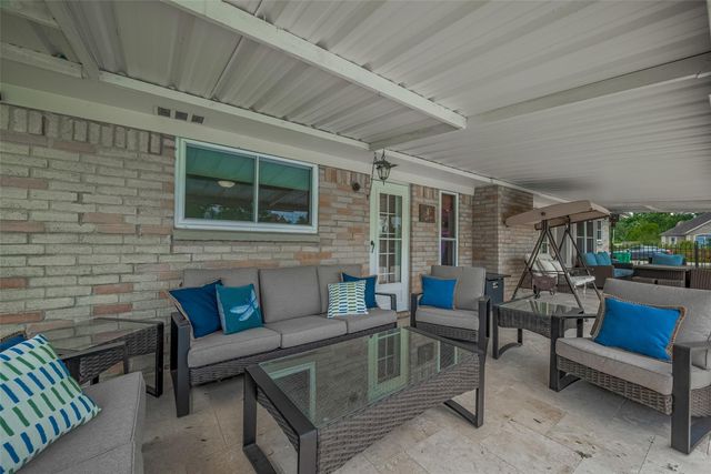 9526 Sandy Lane, Manvel, TX 77578
