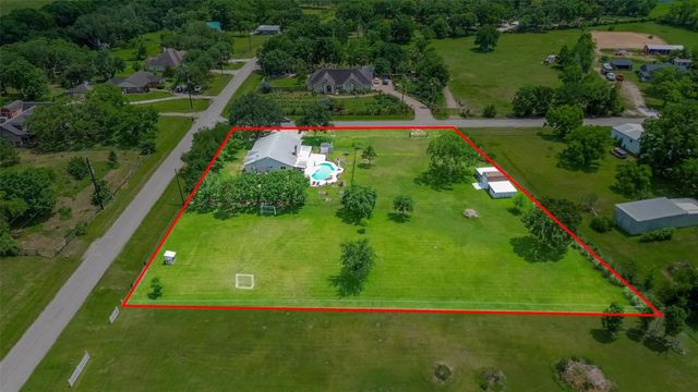 9526 Sandy Lane, Manvel, TX 77578